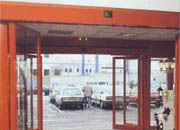 �����Զ���