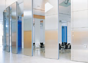 �ƶ���������